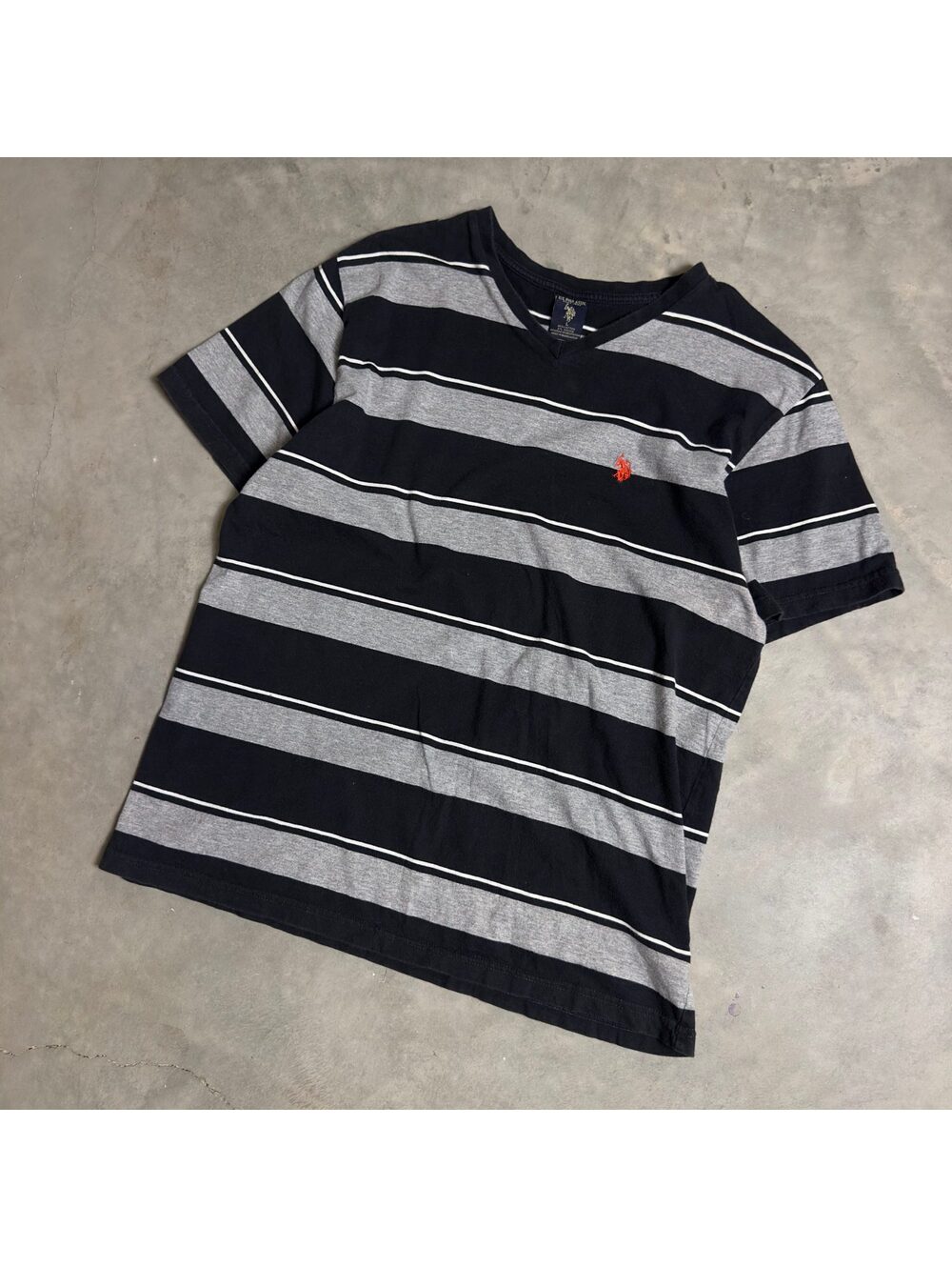 US Polo Assn Striped V Neck Tee Mens L Black Gray